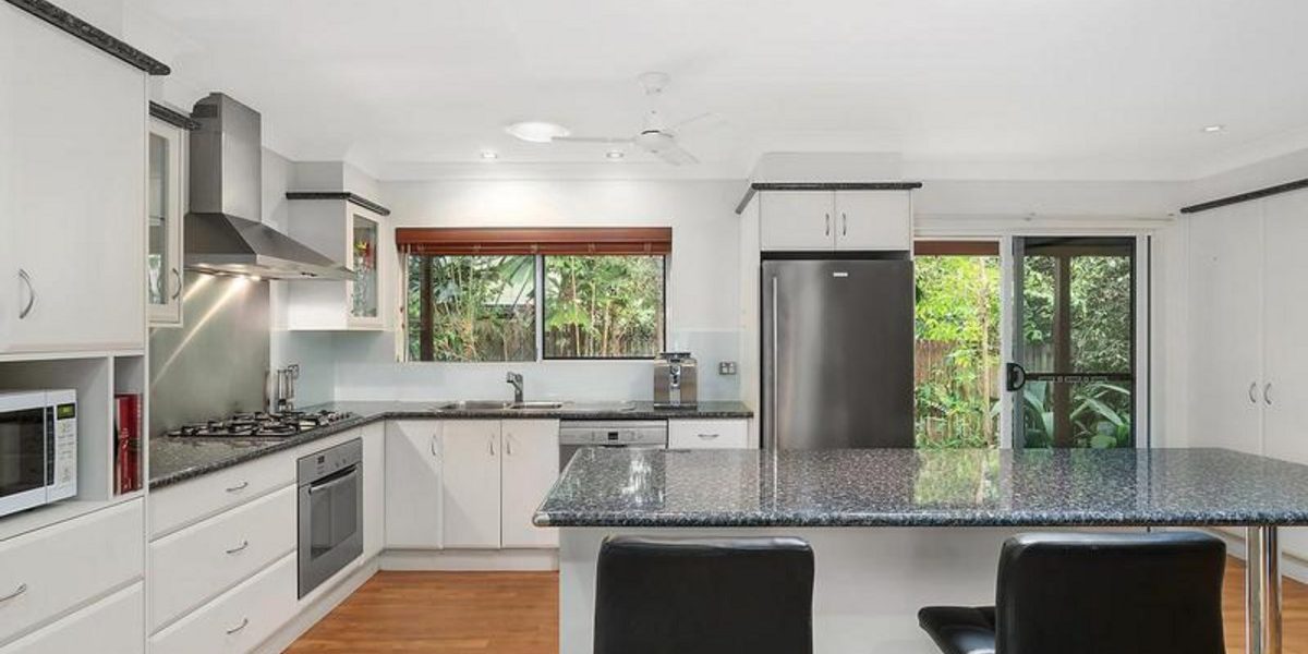 47 Henley Street, EARLVILLE, QLD 4870 AUS