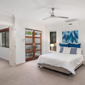 33 Parkinson Avenue, KEWARRA BEACH, QLD 4879 AUS