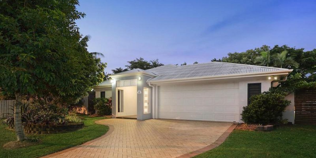33 Parkinson Avenue, KEWARRA BEACH, QLD 4879 AUS