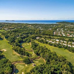 33 Parkinson Avenue, KEWARRA BEACH, QLD 4879 AUS