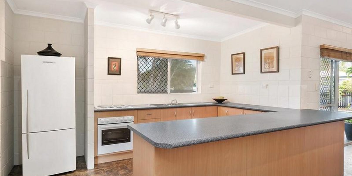 2/66 Portsea Crescent, KEWARRA BEACH, QLD 4879 AUS