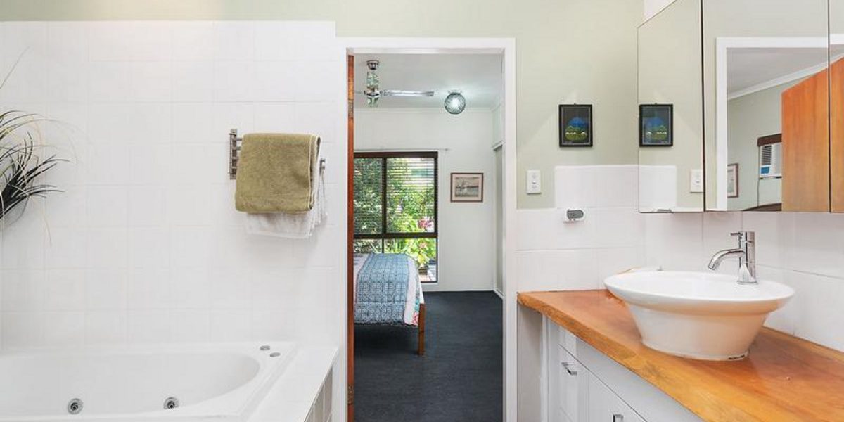 22 Riverside Parade, TRINITY PARK, QLD 4879 AUS