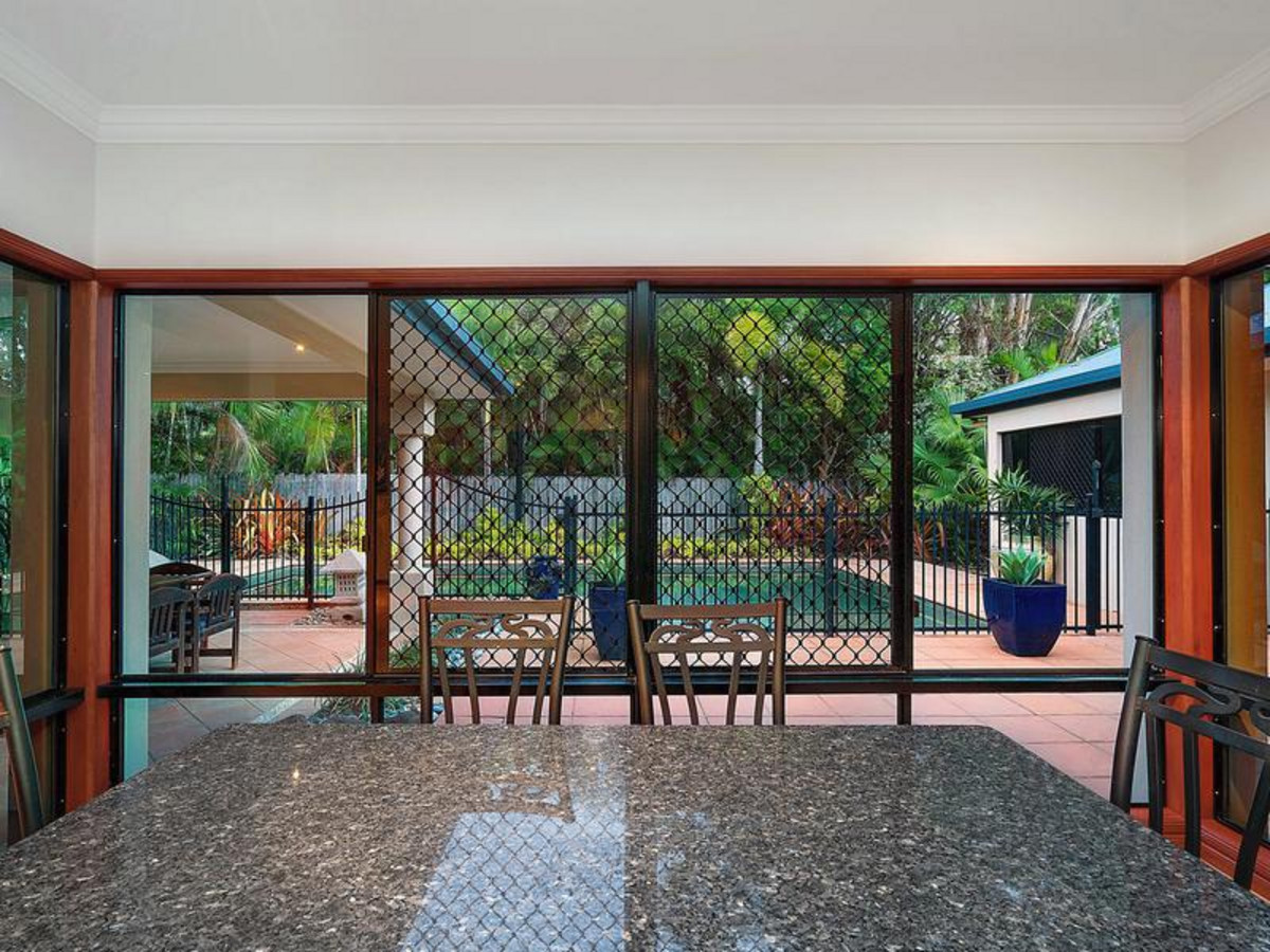 11 Heron Close, KEWARRA BEACH, QLD 4879 AUS