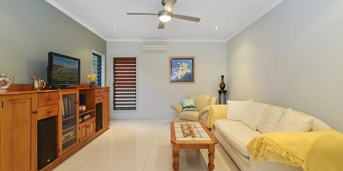 21 Buckinghamia Close, REDLYNCH, QLD 4870 AUS