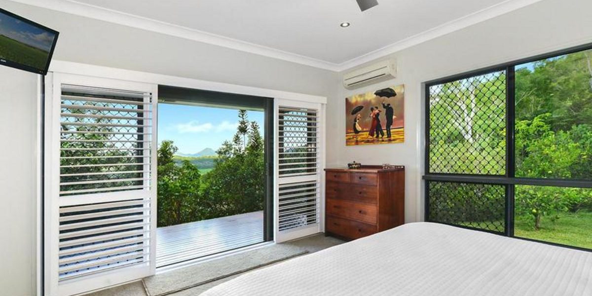 21 Buckinghamia Close, REDLYNCH, QLD 4870 AUS