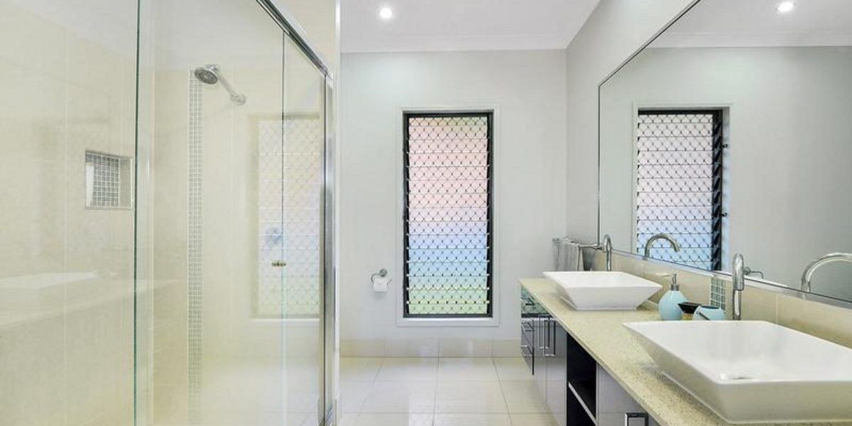 21 Buckinghamia Close, REDLYNCH, QLD 4870 AUS