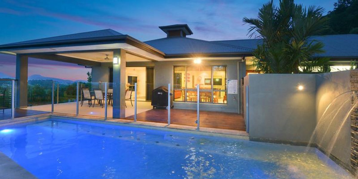 21 Buckinghamia Close, REDLYNCH, QLD 4870 AUS