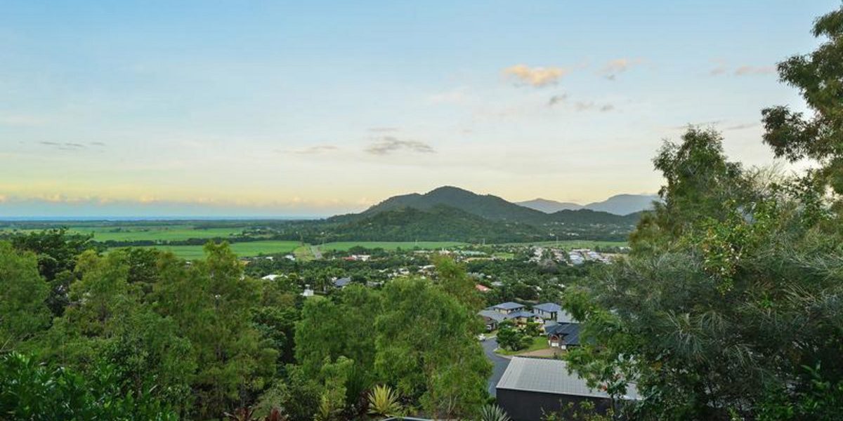 21 Buckinghamia Close, REDLYNCH, QLD 4870 AUS