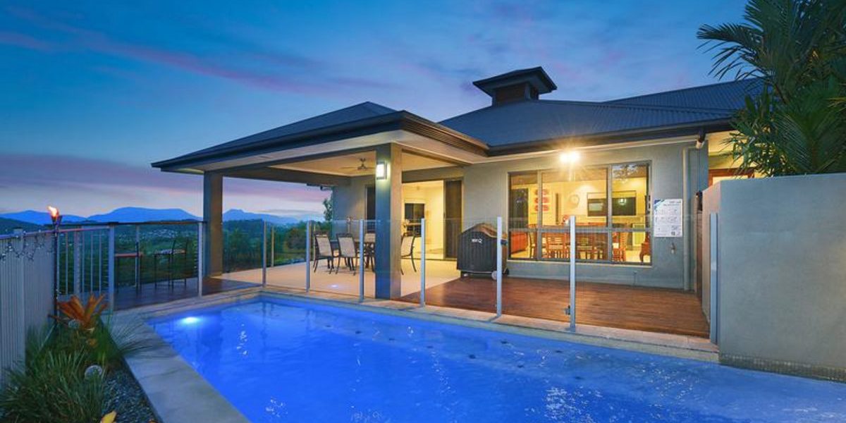 21 Buckinghamia Close, REDLYNCH, QLD 4870 AUS