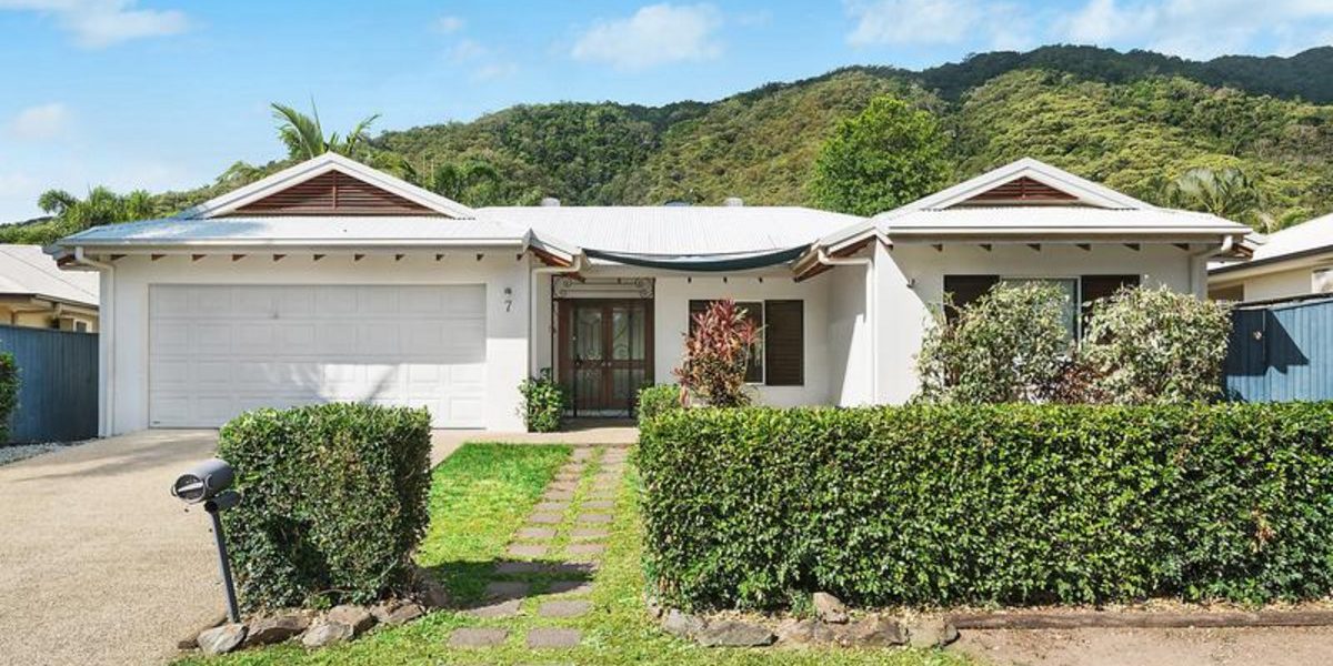 7 Sago Close, Palm Cove, QLD 4879 AUS