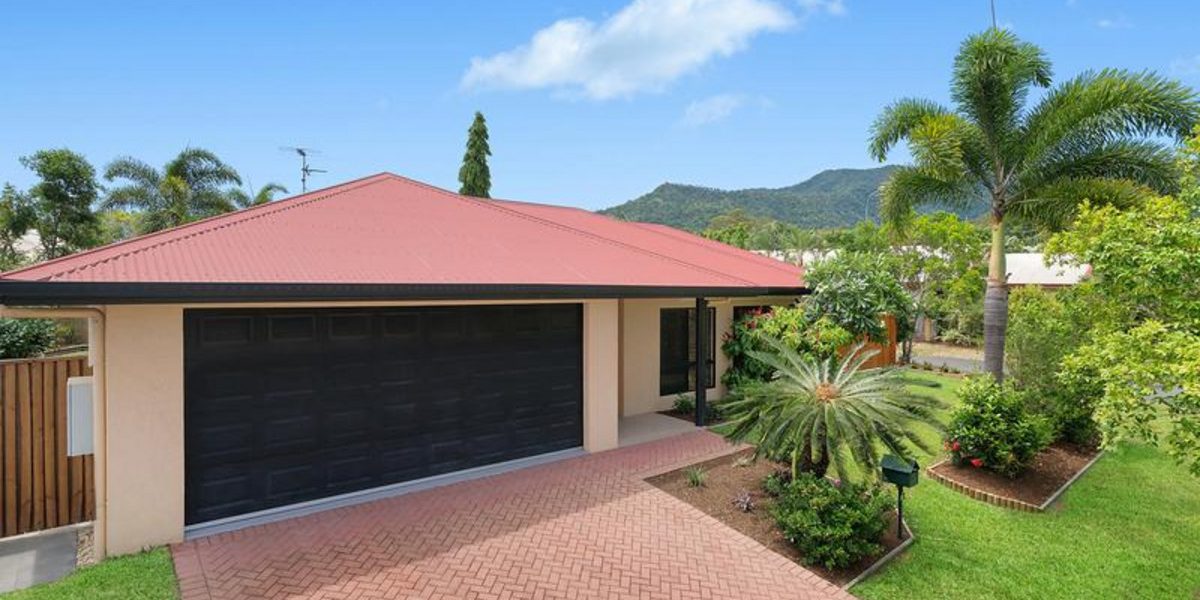 11 Bronte Close, KEWARRA BEACH, QLD 4879 AUS