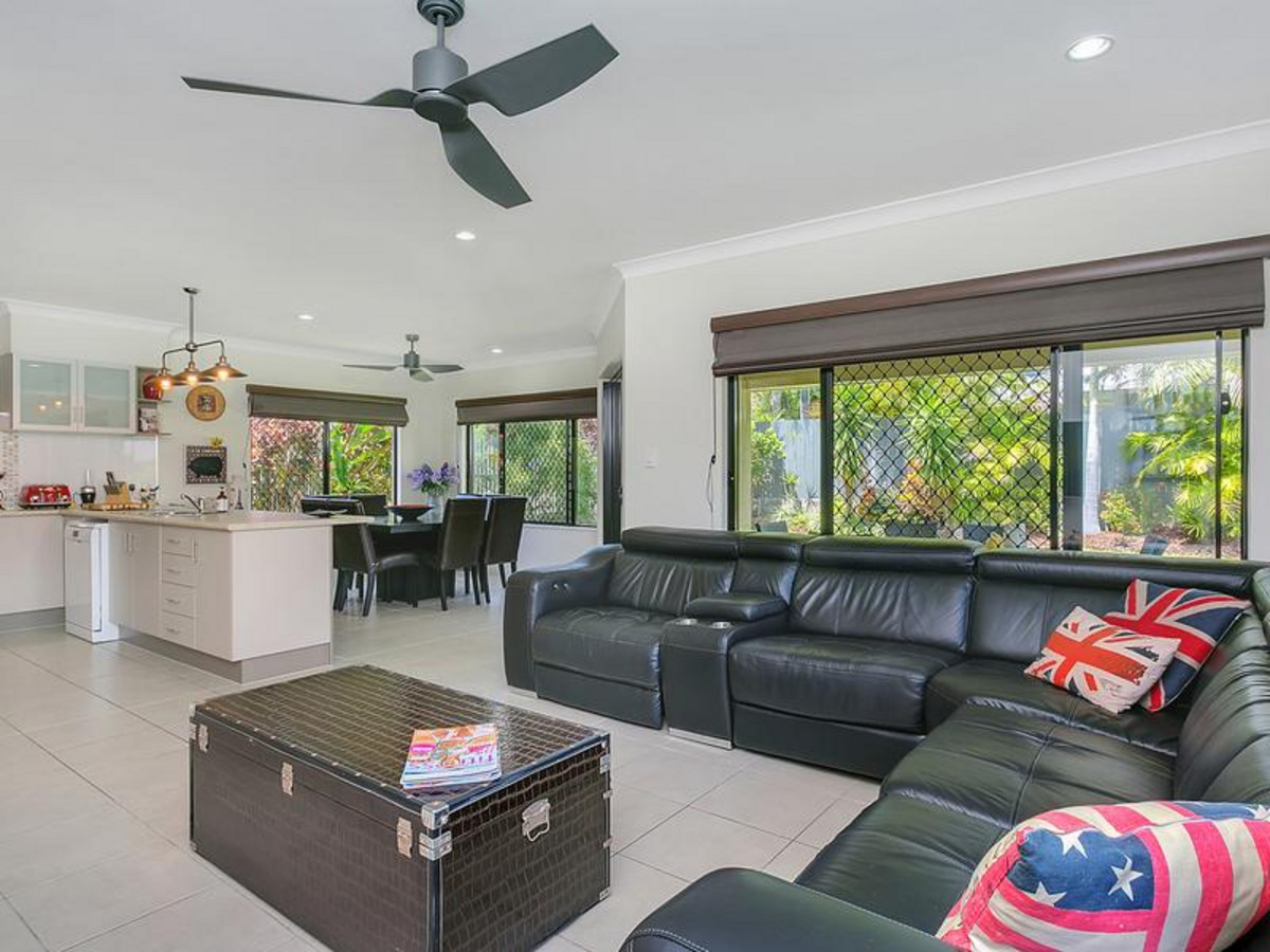 32 Torbay Street, KEWARRA BEACH, QLD 4879 AUS