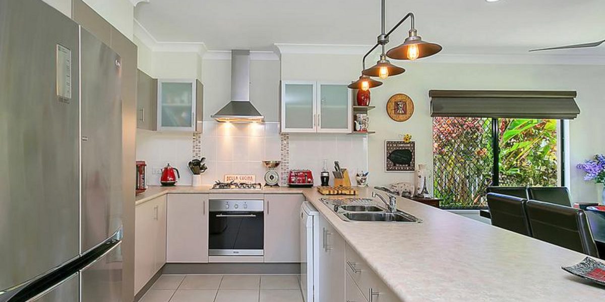 32 Torbay Street, KEWARRA BEACH, QLD 4879 AUS
