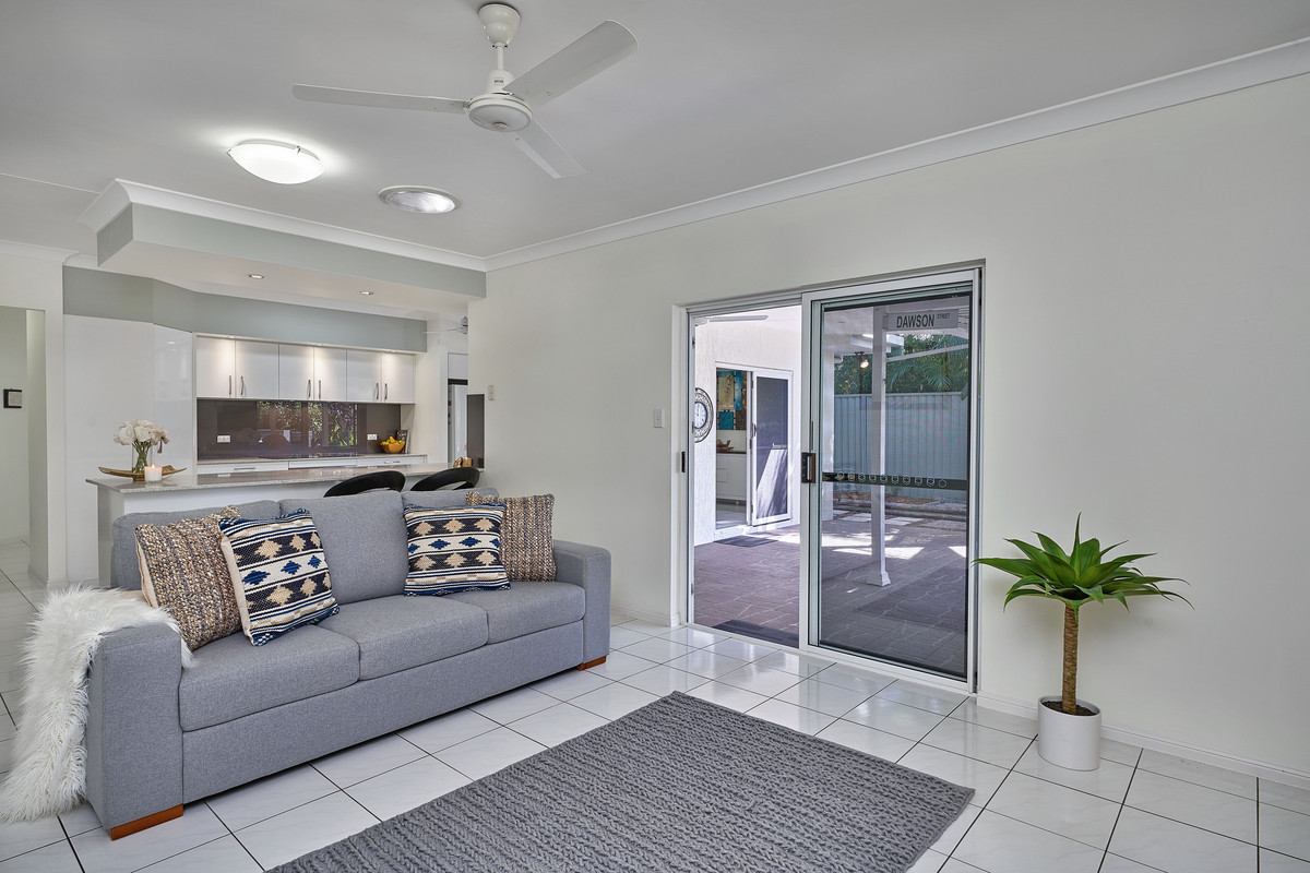 38 Yule Avenue, Clifton Beach, QLD 4879 AUS