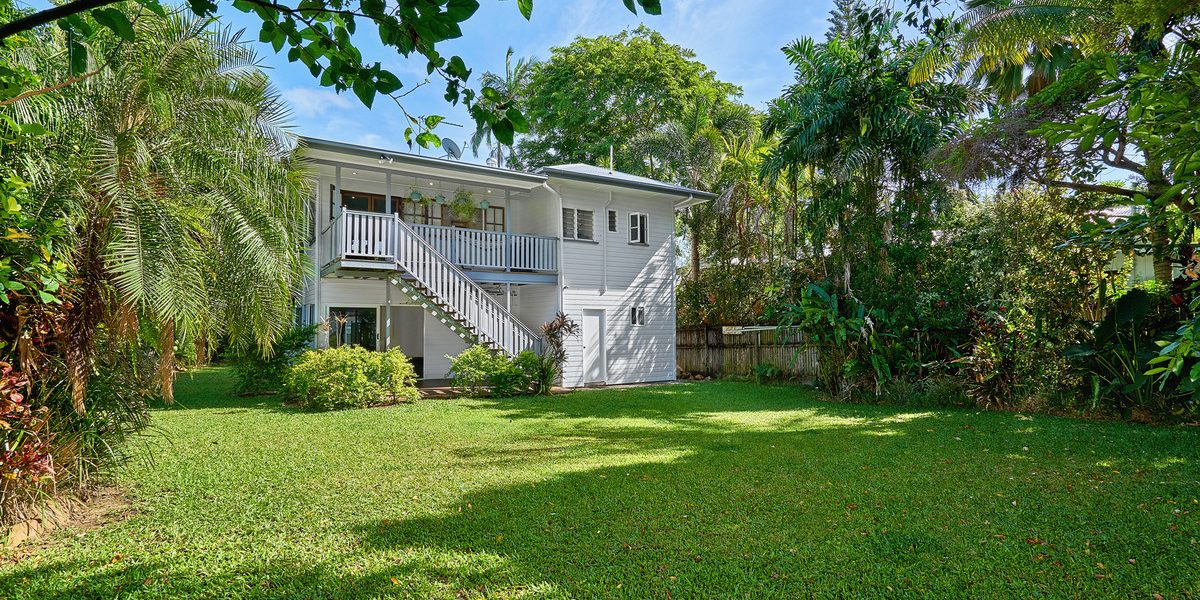 15 Old Smithfield Road, Freshwater, QLD 4870 AUS