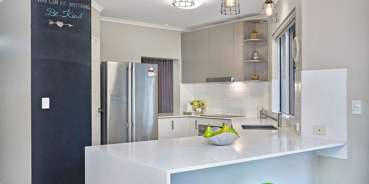 28 Quartzborough Promenade, Trinity Park, QLD 4879 AUS