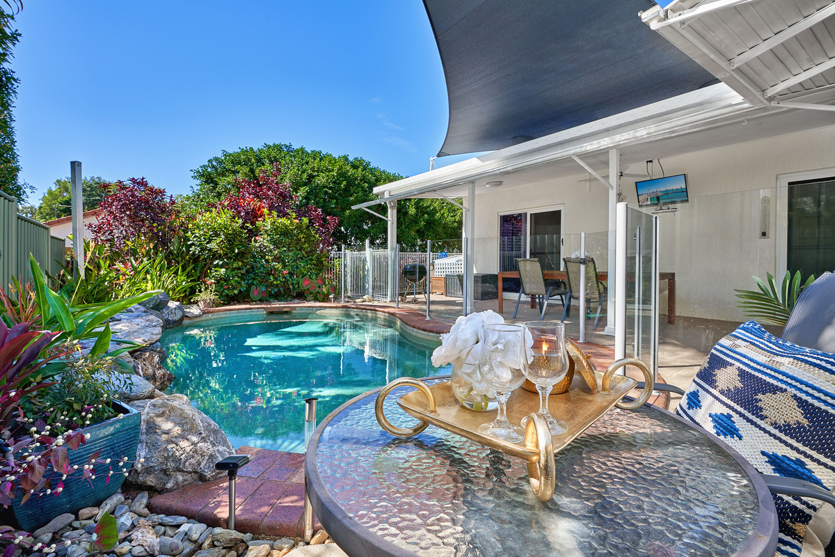 38 Yule Avenue, Clifton Beach, QLD 4879 AUS