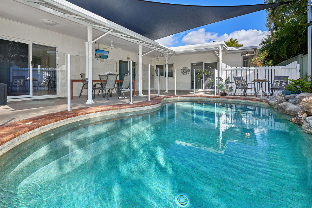 38 Yule Avenue, Clifton Beach, QLD 4879 AUS