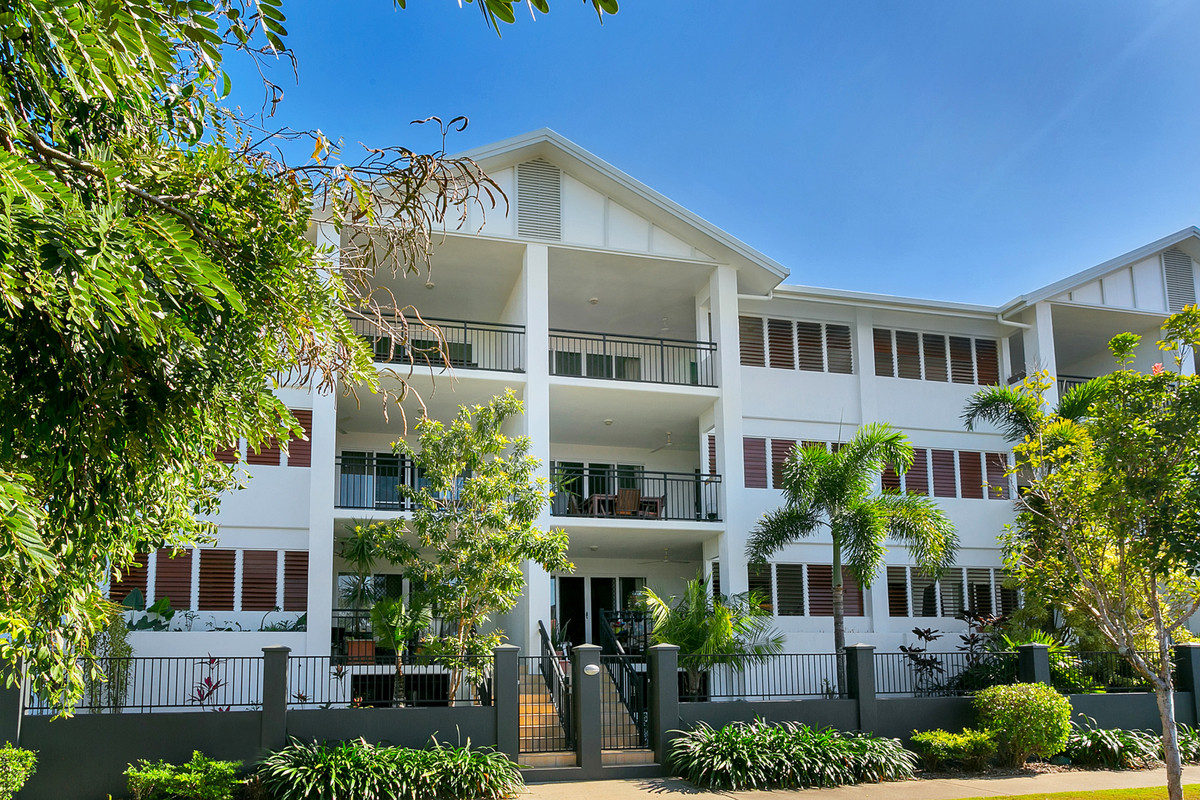 2/16-18 Smith Street, Cairns North, QLD 4870 AUS