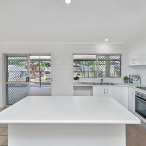 18 Cambrian Avenue, Smithfield, QLD 4878 AUS
