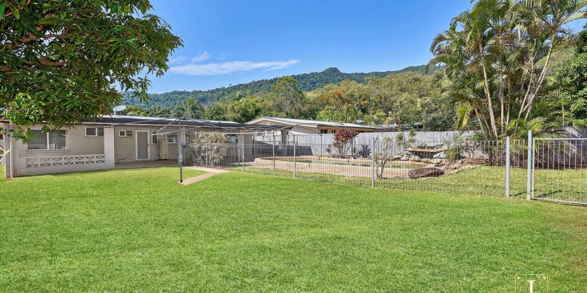 18 Cambrian Avenue, Smithfield, QLD 4878 AUS