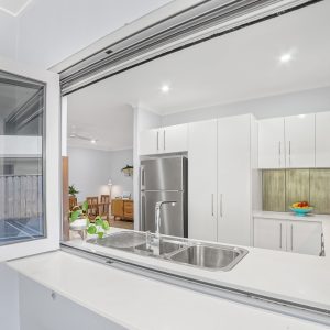 19 Moore Road, Smithfield, QLD 4878 AUS