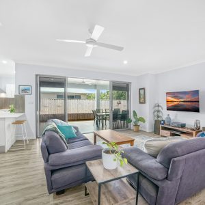 19 Moore Road, Smithfield, QLD 4878 AUS