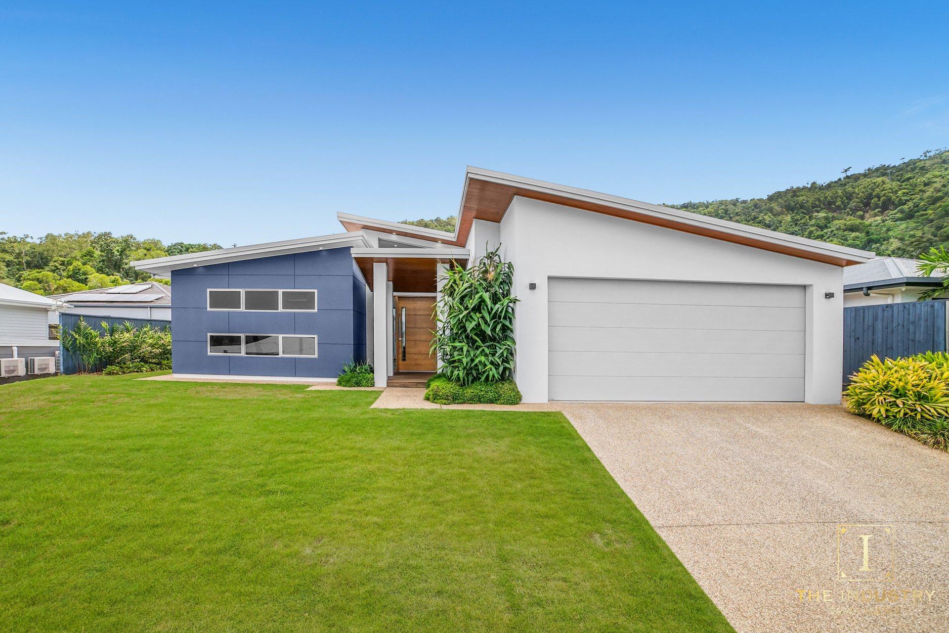 18 Whipbird Drive, Smithfield, QLD 4878 AUS