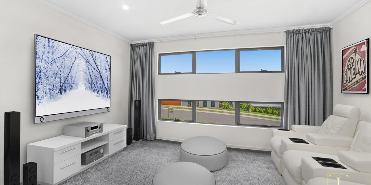 18 Whipbird Drive, Smithfield, QLD 4878 AUS