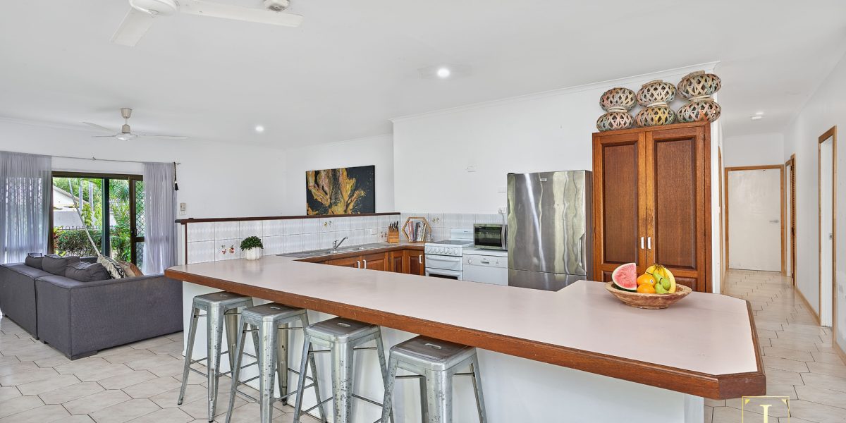 1 Flynn Close, Clifton Beach, QLD 4879 AUS