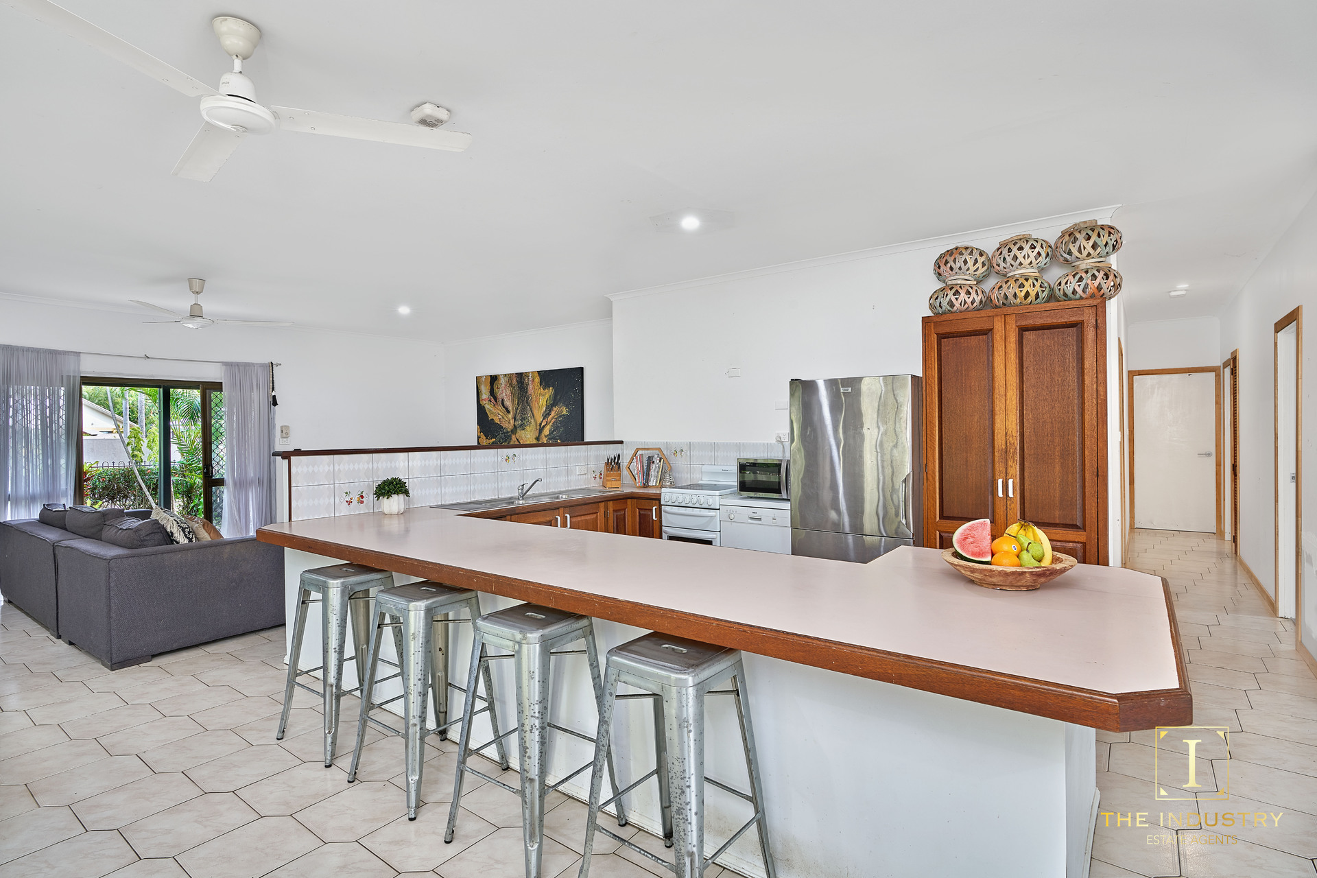 1 Flynn Close, Clifton Beach, QLD 4879 AUS