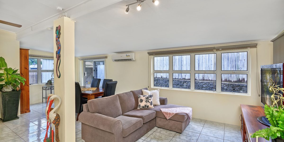 24 Knight Road, Smithfield, QLD 4878 AUS