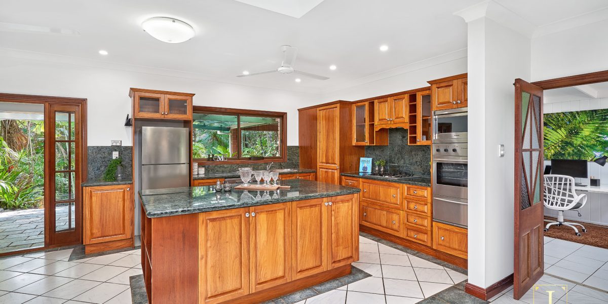 5A Blue Hills Crescent, Freshwater, QLD 4870 AUS