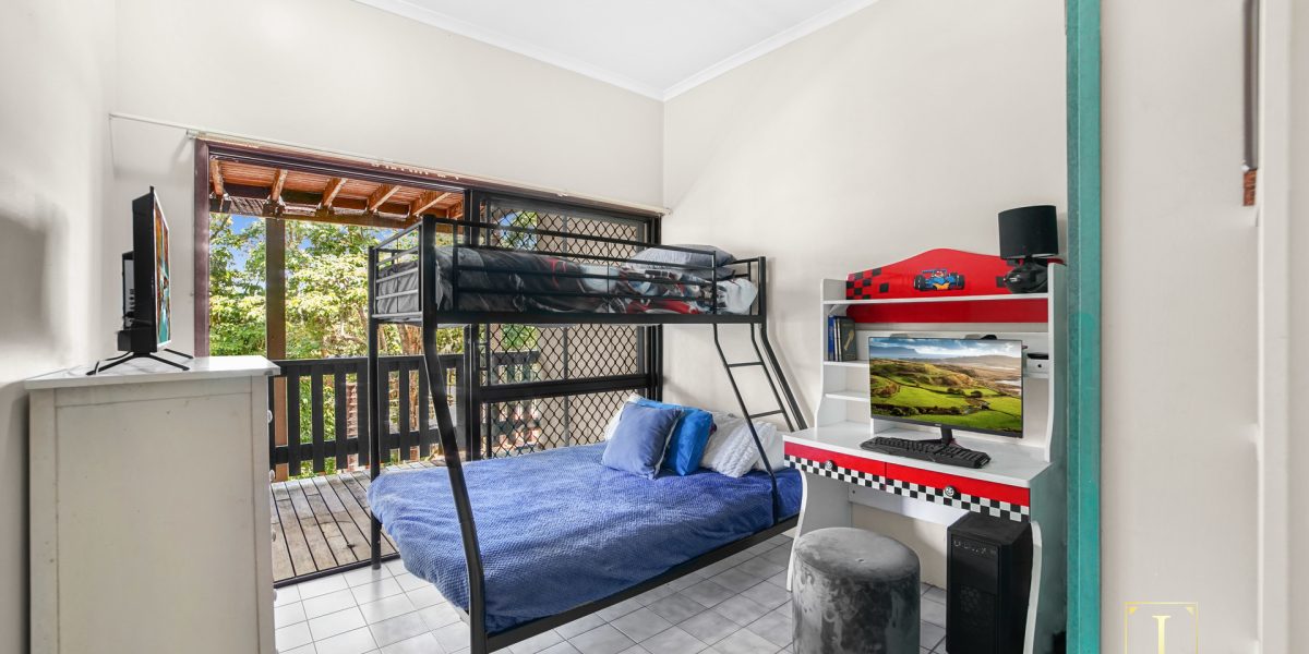 28 Jarda Street, Smithfield, QLD 4878 AUS