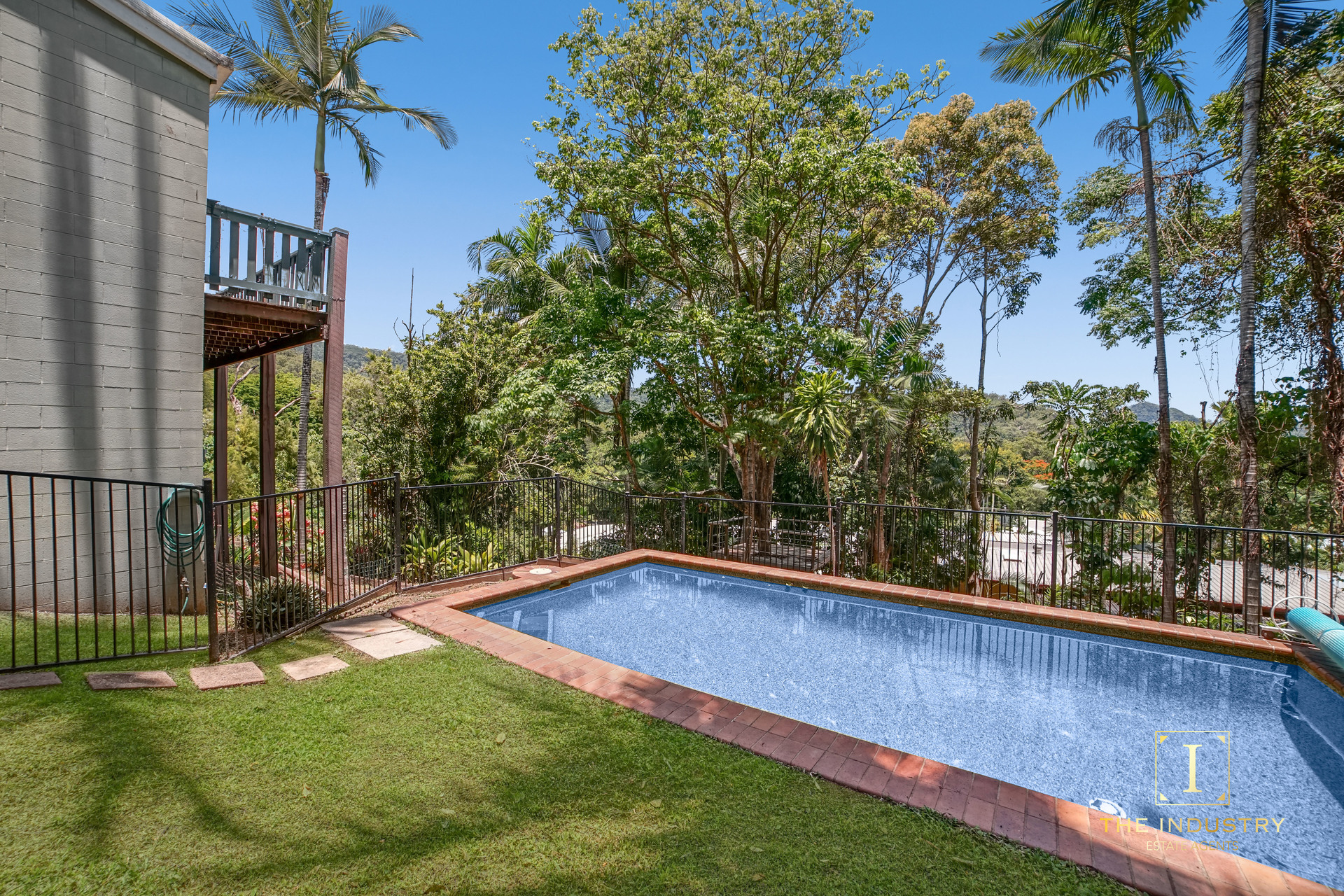 28 Jarda Street, Smithfield, QLD 4878 AUS