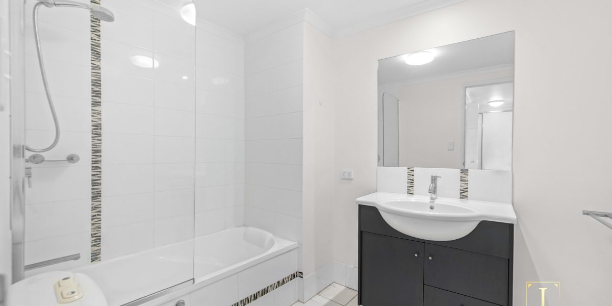 4/136-138 Buchan Street, Bungalow, QLD 4870 AUS