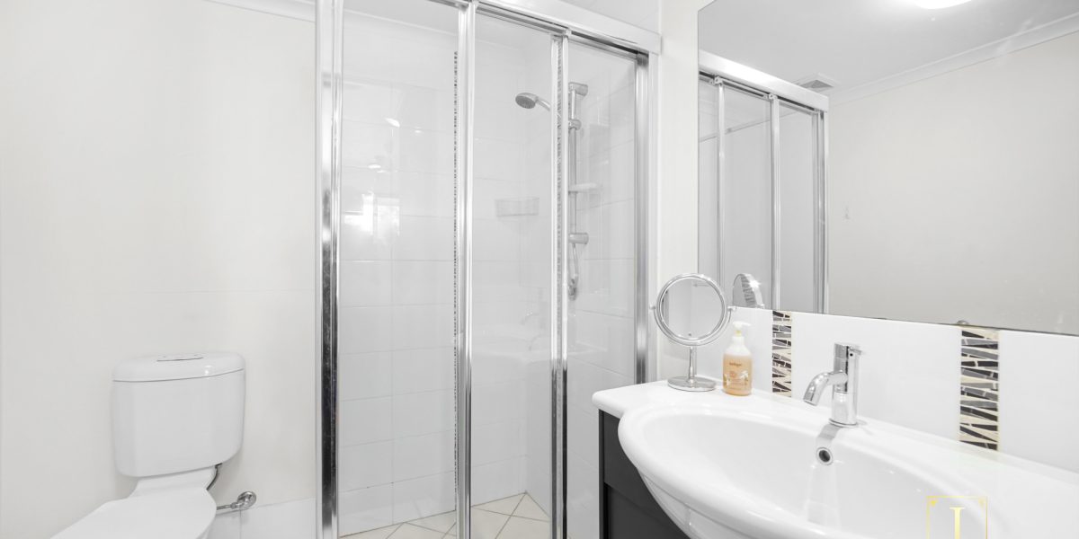 4/136-138 Buchan Street, Bungalow, QLD 4870 AUS