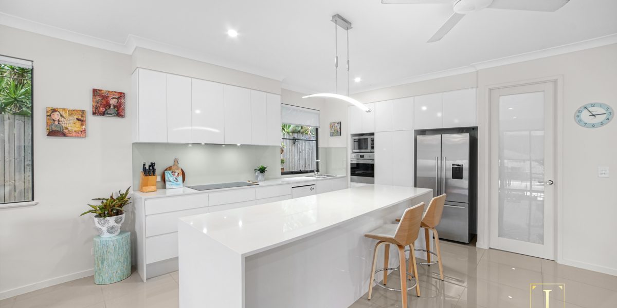 49B Nolan Street, Whitfield, QLD 4870 AUS