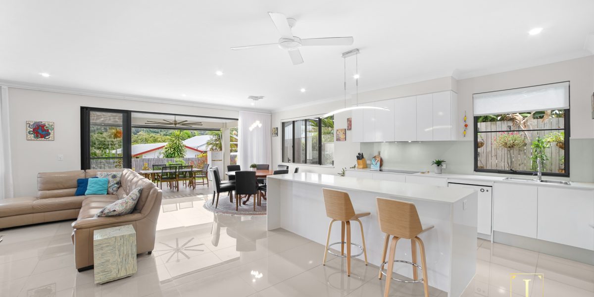 49B Nolan Street, Whitfield, QLD 4870 AUS