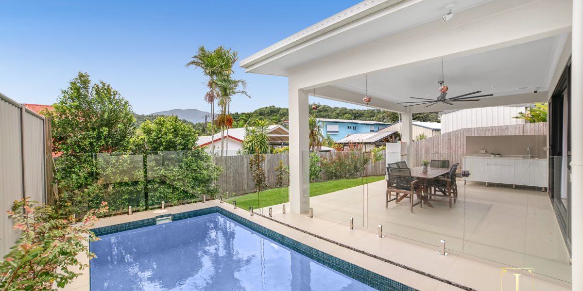 49B Nolan Street, Whitfield, QLD 4870 AUS