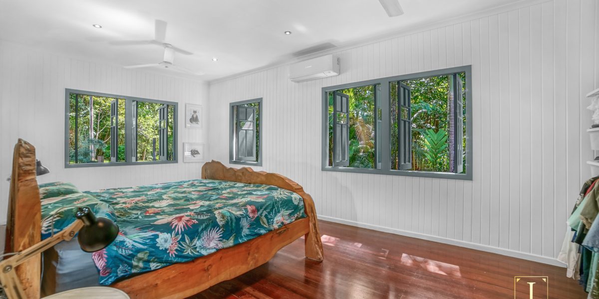 16 Kuranda Crescent, Kuranda, QLD 4881 AUS