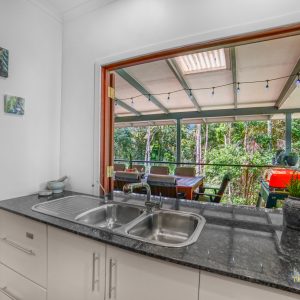 16 Kuranda Crescent, Kuranda, QLD 4881 AUS