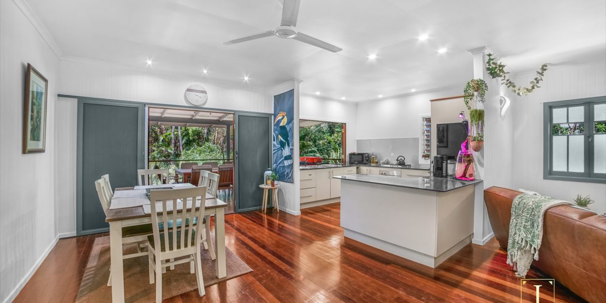 16 Kuranda Crescent, Kuranda, QLD 4881 AUS