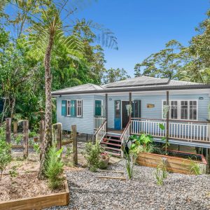 16 Kuranda Crescent, Kuranda, QLD 4881 AUS