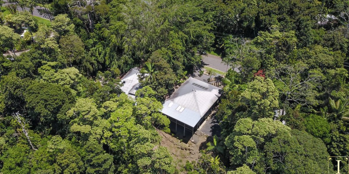 16 Kuranda Crescent, Kuranda, QLD 4881 AUS
