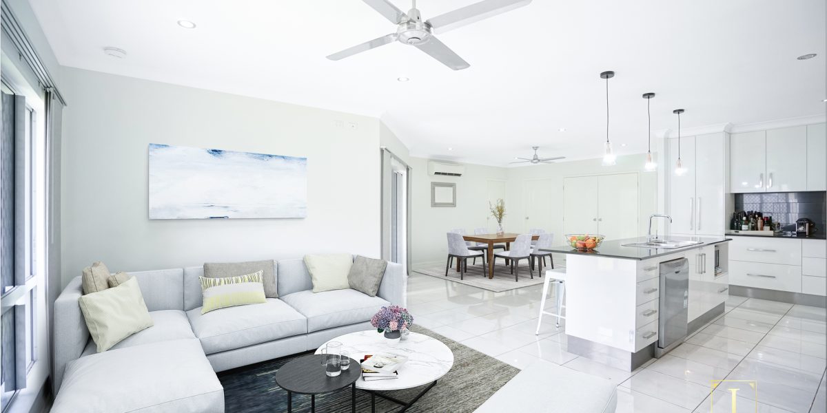 25 Rainbow Street, Kanimbla, QLD 4870 AUS