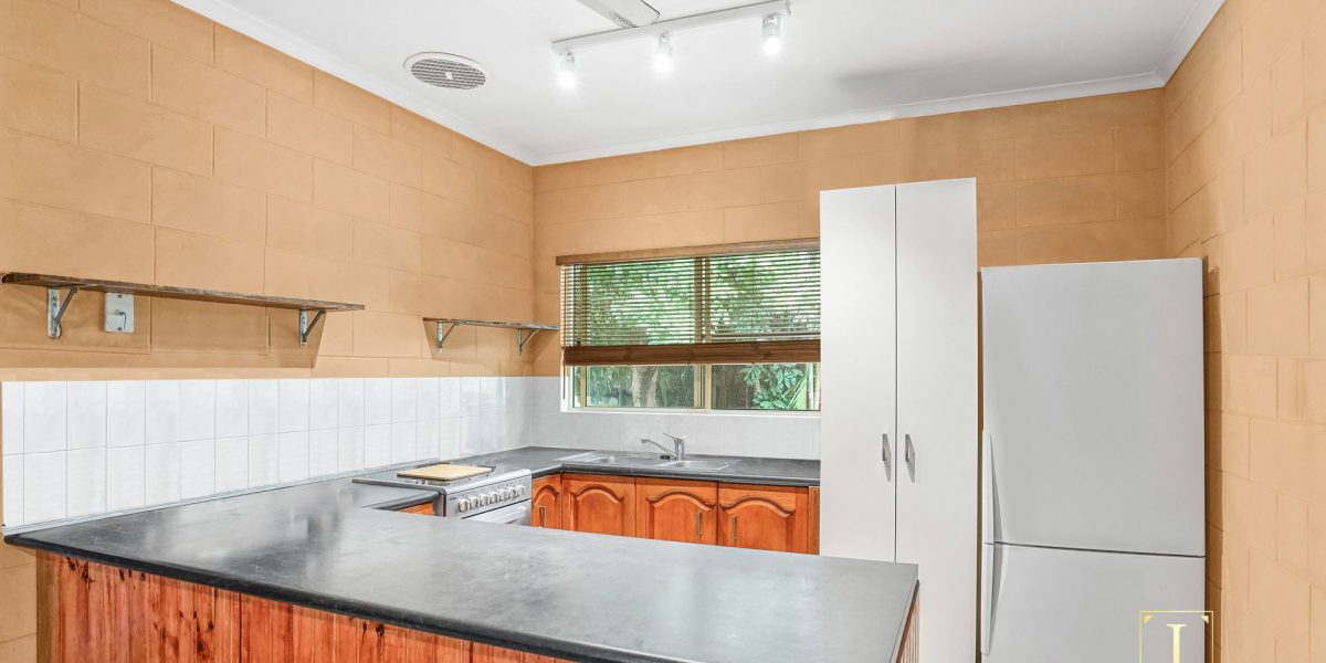 3 Haycock Street, Clifton Beach, QLD 4879 AUS