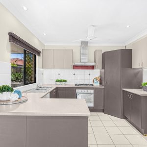 8 Ellibank Close, Edmonton, QLD 4869 AUS