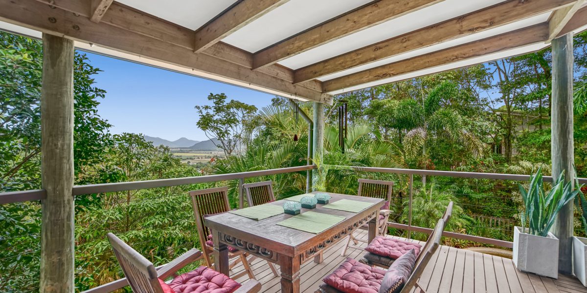 194 Stanton Road, Smithfield, QLD 4878 AUS