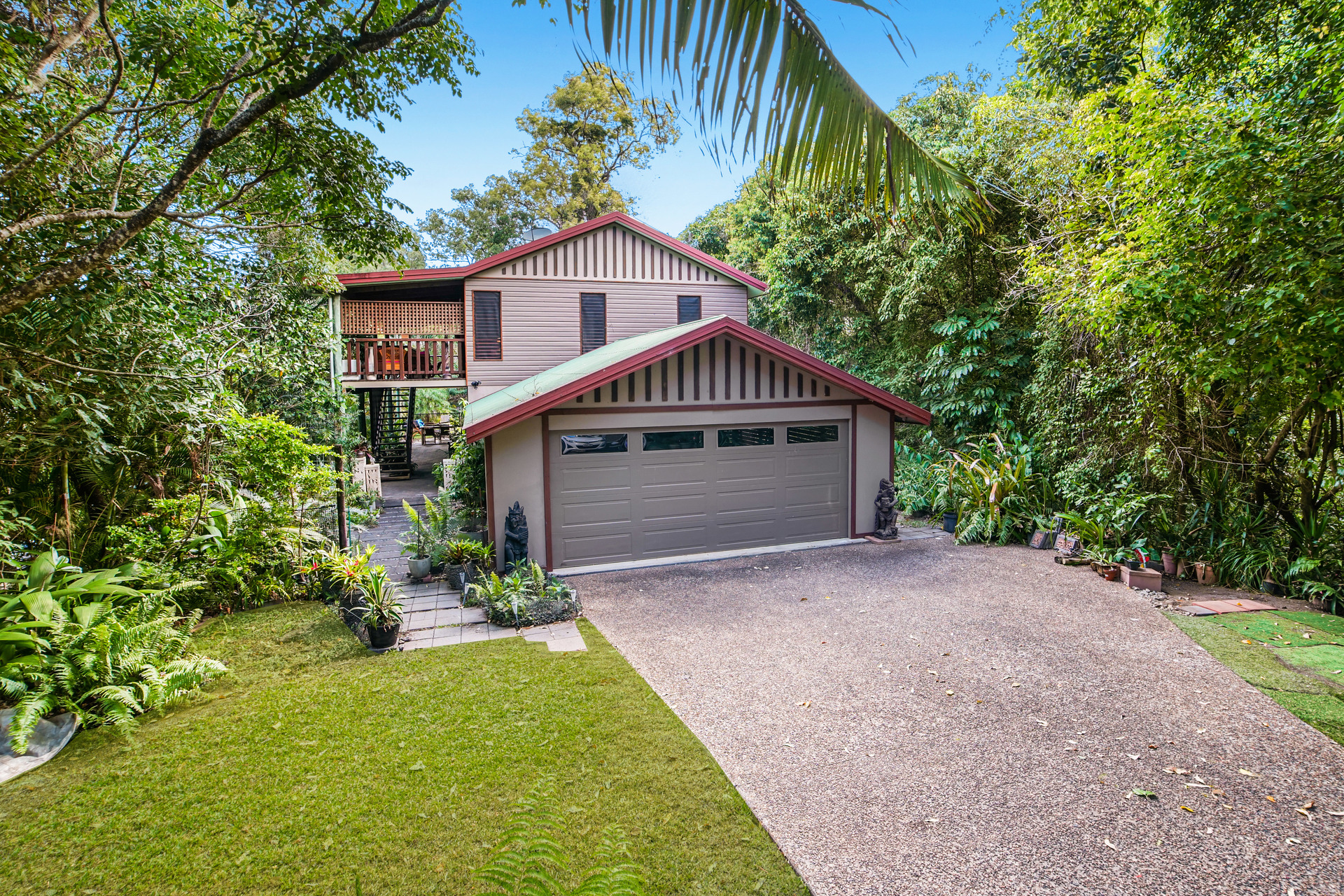 194 Stanton Road, Smithfield, QLD 4878 AUS